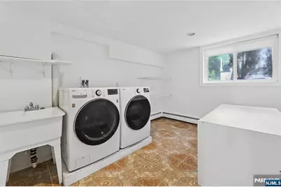 153 Charlotte Place, Englewood Cliffs, NJ 07632 - Photo 23