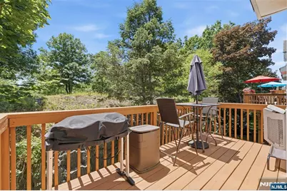 28 Mountainside Drive, Pompton Lakes, NJ 07442 - Photo 17