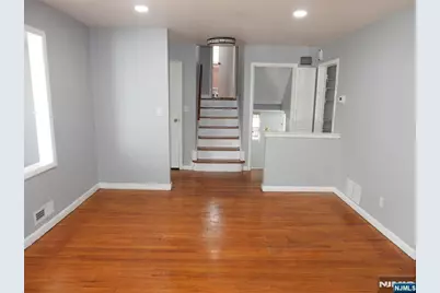 133 Baldwin Avenue, Hasbrouck Heights, NJ 07604 - Photo 3