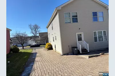 17 Garrett Street, Cedar Grove, NJ 07009 - Photo 3