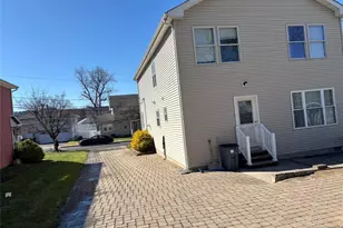 17 Garrett St, Cedar Grove, NJ 07009 - Photo 3