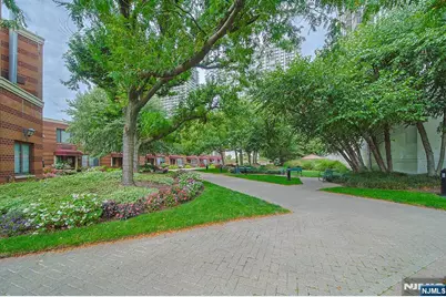 100 Old Palisade Road 3213 #3213, Fort Lee, NJ 07024 - Photo 15