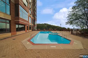 100 Old Palisade Road 3213, Fort Lee, NJ 07024 - Photo 13