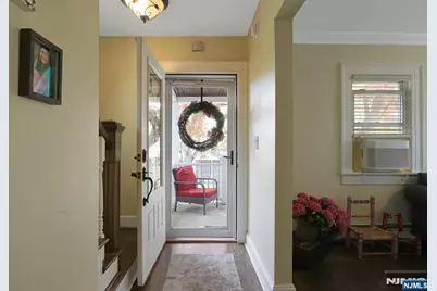 54 Chestnut Avenue, Park Ridge, NJ 07656 - Photo 5