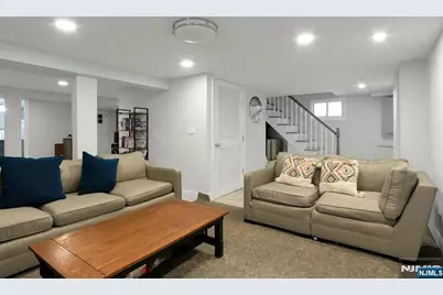 54 Chestnut Avenue, Park Ridge, NJ 07656 - Photo 35