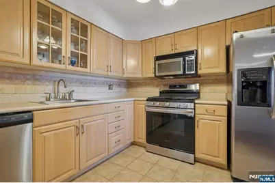 5 Horizon Road 2304 #2304, Fort Lee, NJ 07024 - Photo 17