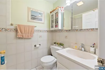 2705 Central Avenue, Union City, NJ 07087 - Photo 37