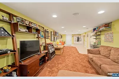 195 Overlook Place, Mahwah, NJ 07430 - Photo 23