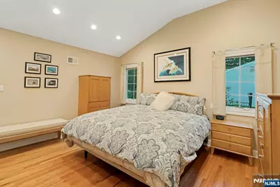 195 Overlook Place, Mahwah, NJ 07430 - Photo 17