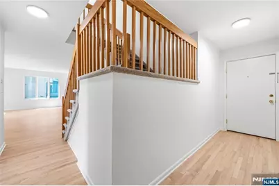 319 Gorge Road C0007 #C0007, Cliffside Park, NJ 07010 - Photo 3