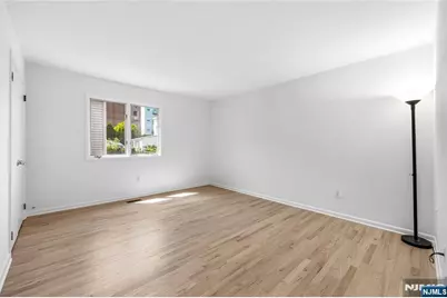 319 Gorge Road C0007 #C0007, Cliffside Park, NJ 07010 - Photo 25