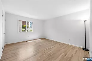 319 Gorge Road C0007, Cliffside Park, NJ 07010 - Photo 25