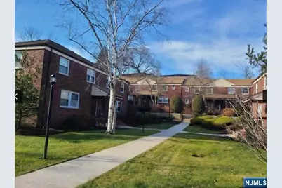 2207B Center Avenue, Fort Lee, NJ 07024 - Photo 1