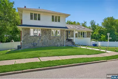 13 Munsey Road, Emerson, NJ 07630 - Photo 3