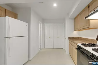 6 Collura Lane, Clifton, NJ 07012 - Photo 7