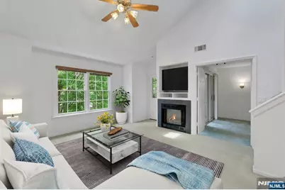6 Collura Lane, Clifton, NJ 07012 - Photo 3