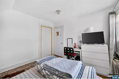 13 Sherman Place, Clifton, NJ 07011 - Photo 15