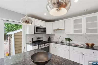 210 17th Street, Bloomfield, NJ 07003 - Photo 11