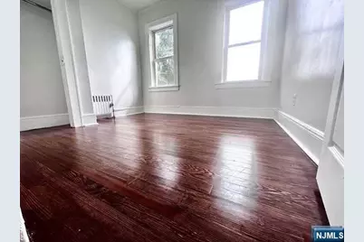 85 Macarthur Avenue, Garfield, NJ 07026 - Photo 7