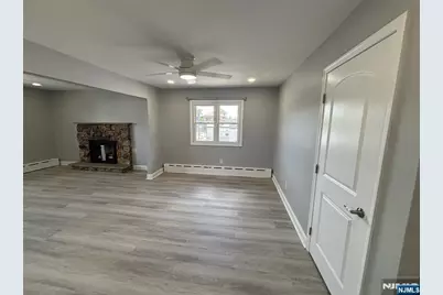 260 Court Avenue, Lyndhurst Township, NJ 07071 - Photo 9