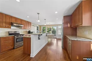 179 Lakewood Ave, Ho Ho Kus, NJ 07423 - Photo 9