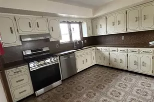 242 Paterson Ave, Lodi, NJ 07644 - Photo 9