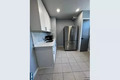 284 Dayton Street 278 #278, Newark, NJ 07114 - Photo 5