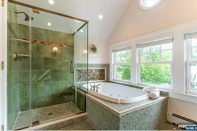 275 Highwood Avenue, Ridgewood, NJ 07450 - Photo 17