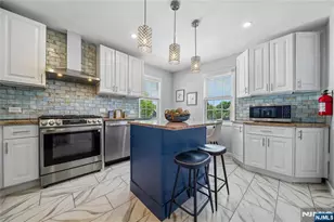 14 Grove Terrace, Montclair, NJ 07042 - Photo 9