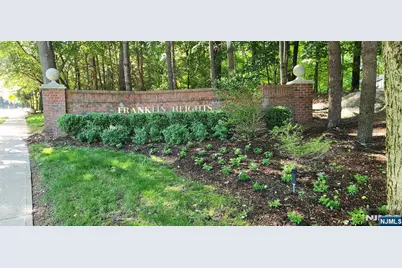 2382 Phillip Court, Mahwah, NJ 07430 - Photo 15