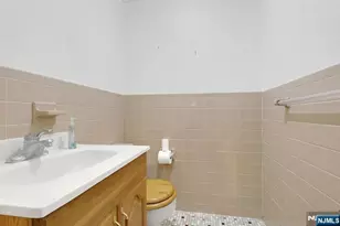 64 Overlook Dr, Woodcliff Lake, NJ 07677 - Photo 33