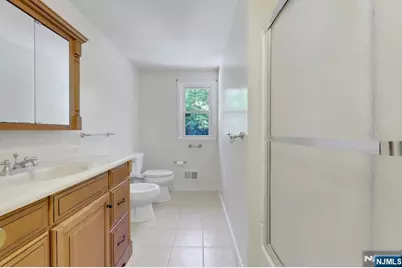 64 Overlook Drive, Woodcliff Lake, NJ 07677 - Photo 27