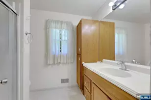 64 Overlook Dr, Woodcliff Lake, NJ 07677 - Photo 17
