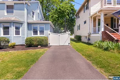 330 Simons Avenue, Hackensack, NJ 07601 - Photo 7