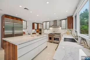 807 Sussex Rd, Franklin Lakes, NJ 07417 - Photo 23