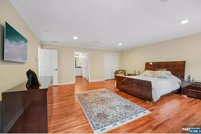 807 Sussex Road, Franklin Lakes, NJ 07417 - Photo 31