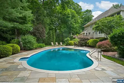 807 Sussex Road, Franklin Lakes, NJ 07417 - Photo 43
