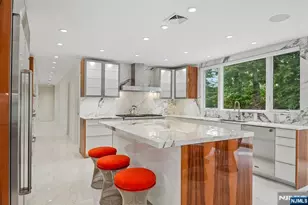 807 Sussex Rd, Franklin Lakes, NJ 07417 - Photo 19