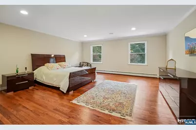 807 Sussex Road, Franklin Lakes, NJ 07417 - Photo 29