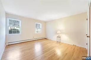 68 Colgate Ave, Paramus, NJ 07652 - Photo 9