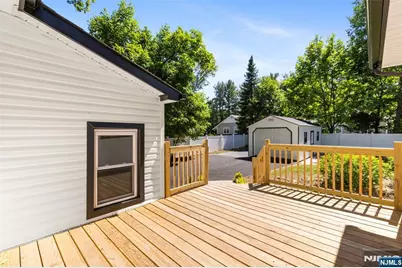 137 Myrtle Avenue, Allendale, NJ 07401 - Photo 19