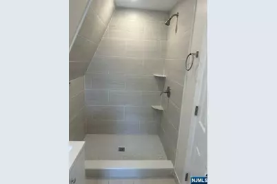233 Clinton Street, East Orange, NJ 07018 - Photo 7