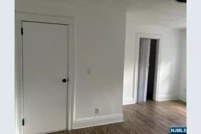 233 Clinton Street, East Orange, NJ 07018 - Photo 17