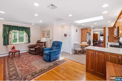 22 Lake Street, Hillsdale, NJ 07642 - Photo 15