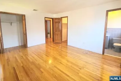 261 Highland Avenue 2nd Flr #2nd flr, Palisades Park, NJ 07650 - Photo 9