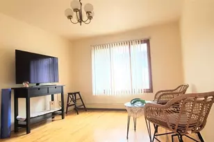 261 Highland Ave 2nd Flr, Palisades Park, NJ 07650 - Photo 3