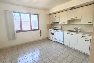 261 Highland Ave 2nd Flr, Palisades Park, NJ 07650 - Photo 9
