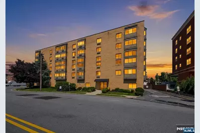 5 Linden Street 2H #2H, Hackensack, NJ 07601 - Photo 1
