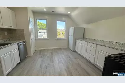 70 Chestnut 2nd Floor #2nd floor, Garfield, NJ 07026 - Photo 3