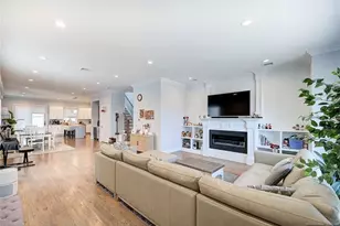 403 Northwood Way A, Palisades Park, NJ 07650 - Photo 3